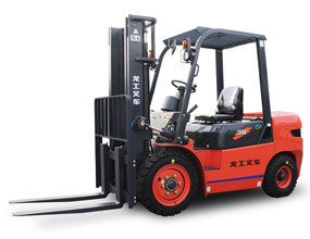 常州3噸叉車(chē)